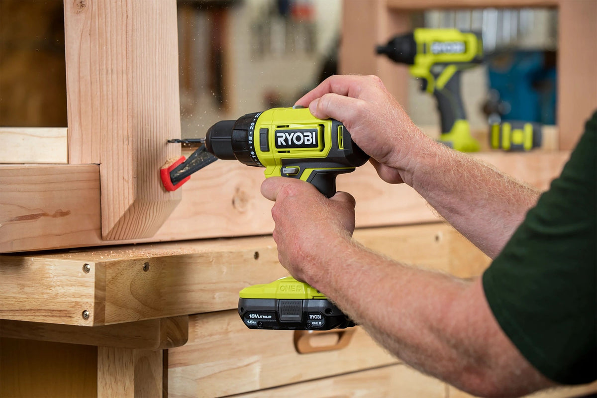18V ONE+ 1/2" Drill/Driver Kit Image 6