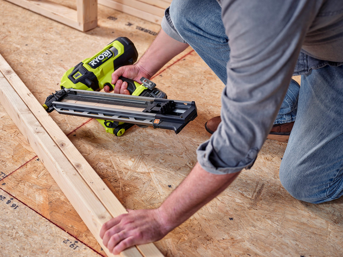 30° FRAMING NAILER EXTENDED CAPACITY MAGAZINE Image 3